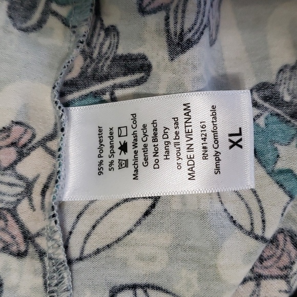 LuLaRoe Irma Shirt Women's XL Oversized Loose Fitting Long-Line 4th of July - Picture 11 of 12